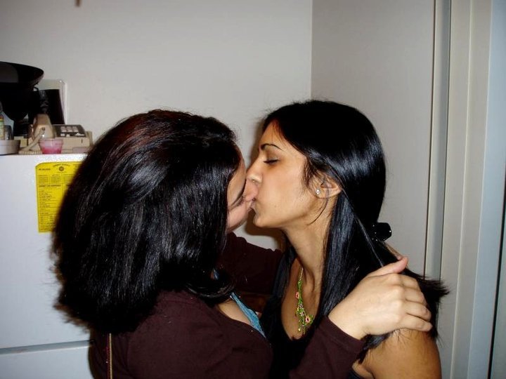 phat ass black girl nude nude pakistani girls kissing